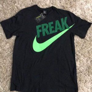 Nike Men’s Short Sleeves Tees size Large- New